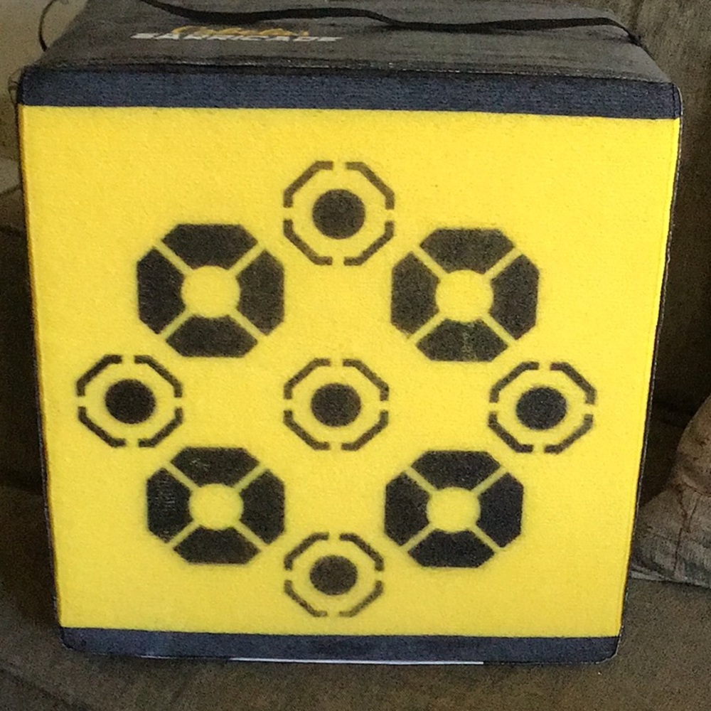 Cabela’s bow and arrow target practice block